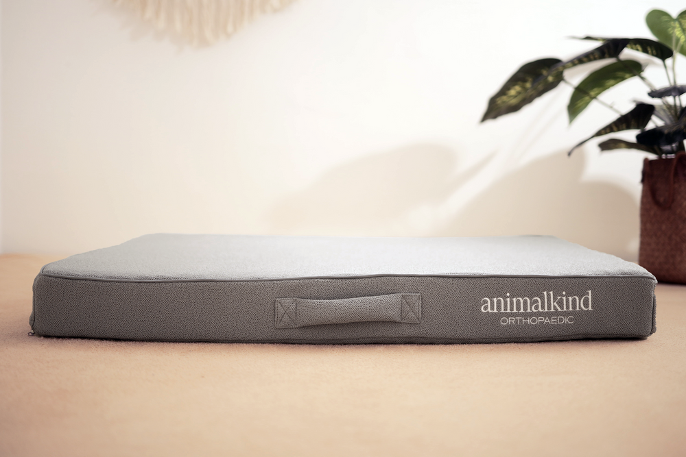 Animalkind專業護脊寵物床 (深灰色)